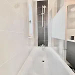 아파트 Comfortable T2 안시